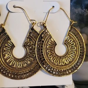 Antiqued gold mandala bohemian dangle earrings
